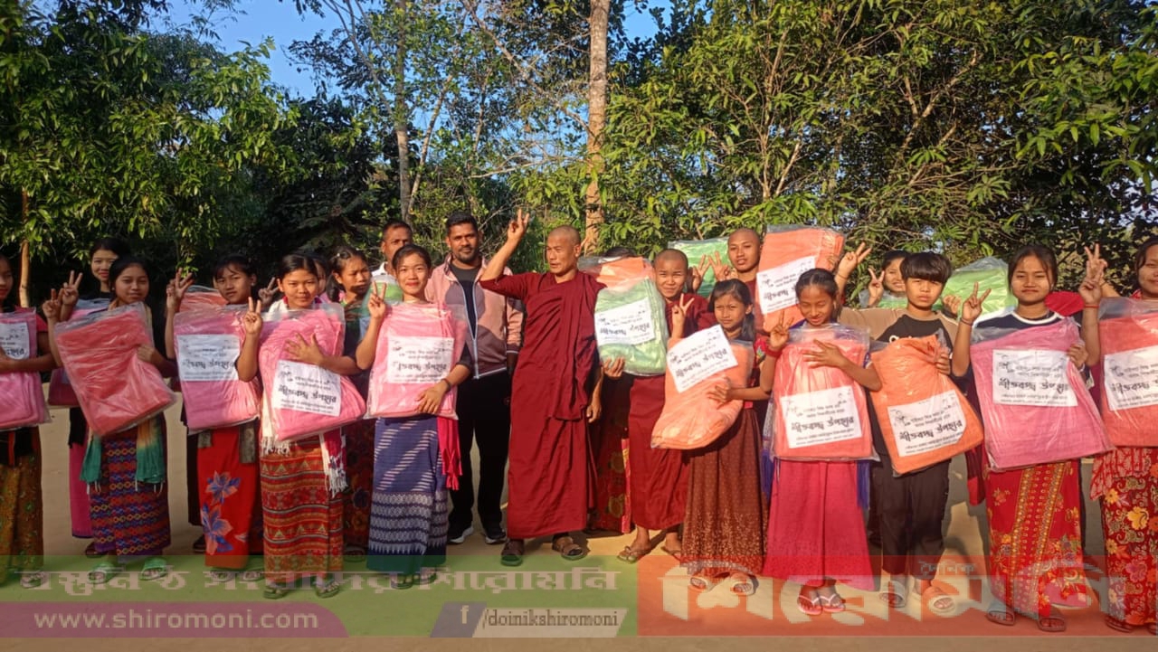 রাজস্থলী গাইন্দ্যা শিশু সদনে শিক্ষার্থীদের মাঝে শীতবস্ত্র বিতরণ