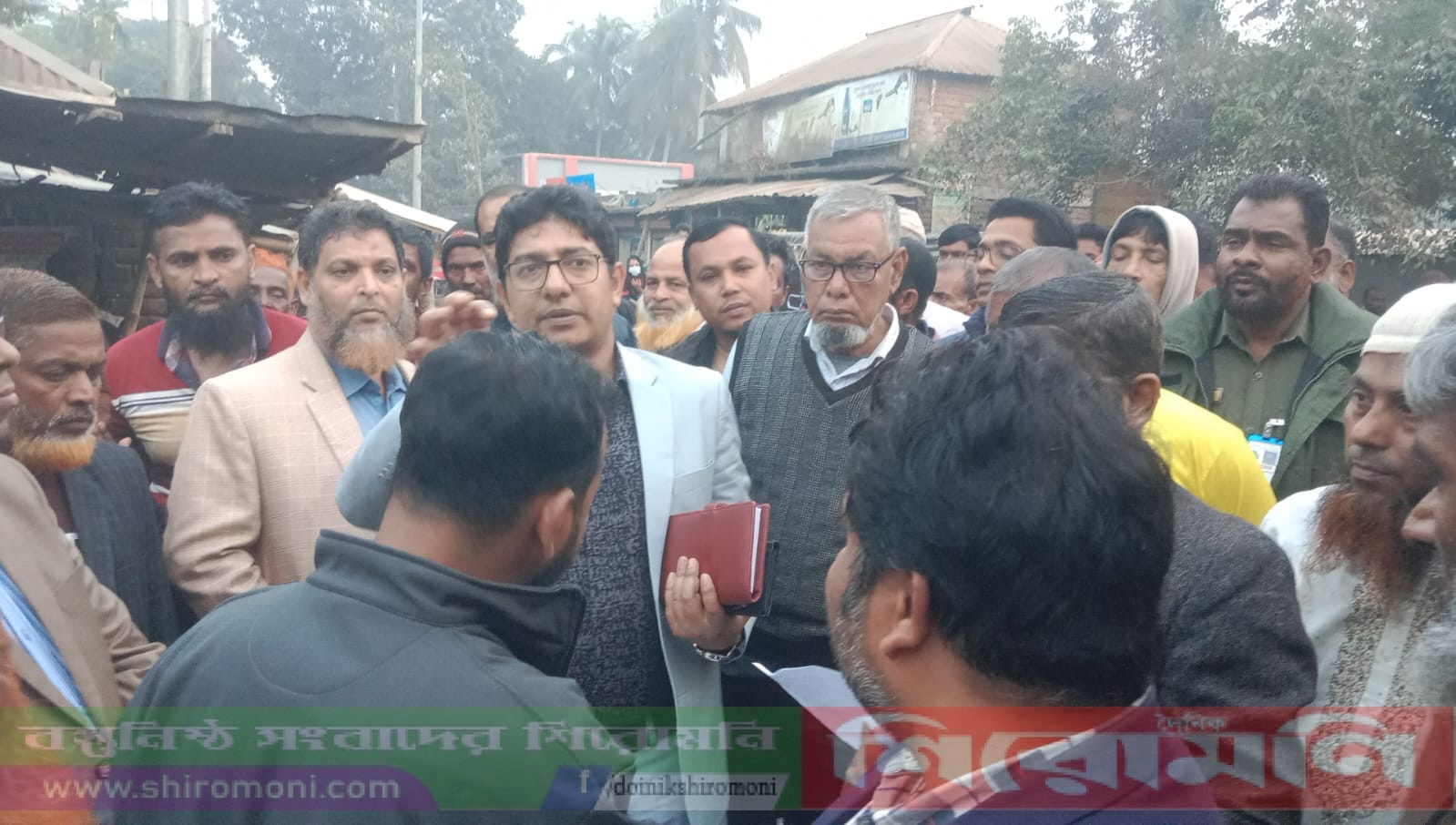 কালিয়ার ব্রীজ পরিদর্শন ও ভূমি মালিকদের সঙ্গে মতবিনিময়