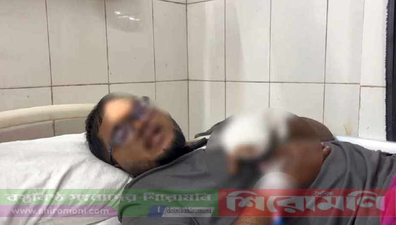 ঢাকা ধামরাইয়ে হাঁস চুরির ঘটনার তিনজনকে কুপিয়ে  জখম