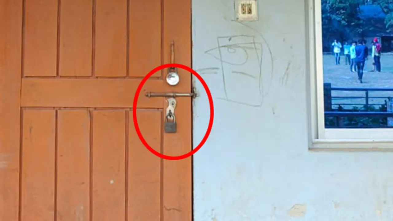 সুনামগঞ্জে স্কুলে তালা দেওয়ায় ১৬ শিক্ষার্থীকে বহিষ্কারের সিদ্ধান্ত