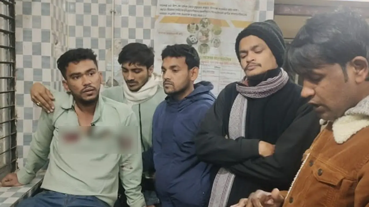 বরগুনার পাথরঘাটায় ছাত্রদল নেতাকে কুপিয়ে জখম