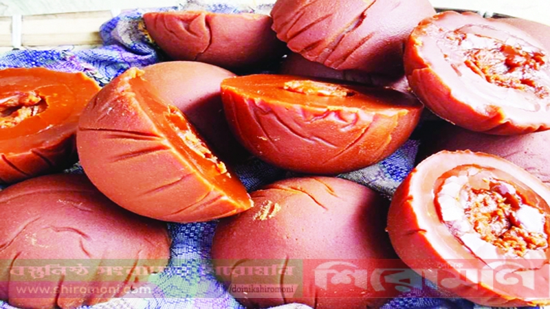 মাগুরায় চিনি ও রং মিশ্রিত খেজুর গুড় পাটালি
