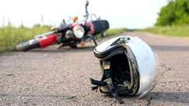 মাগুরায় মাথার উপর গাছের ডাল ভেঙ্গে দুই মোটর সাইকেল আরোহী নিহত