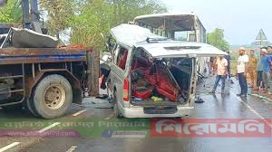 রামপালে ১৪ মৃত্যু কয়রায় নববধূ মিতুসহ তিনজনের দাফন সম্পন্ন