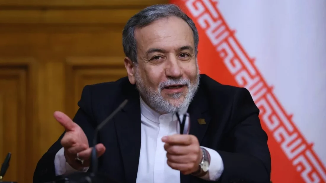 মার্কিন স্থলবাহিনীর জন্য আমরা অপেক্ষা করছি: আরাঘচি