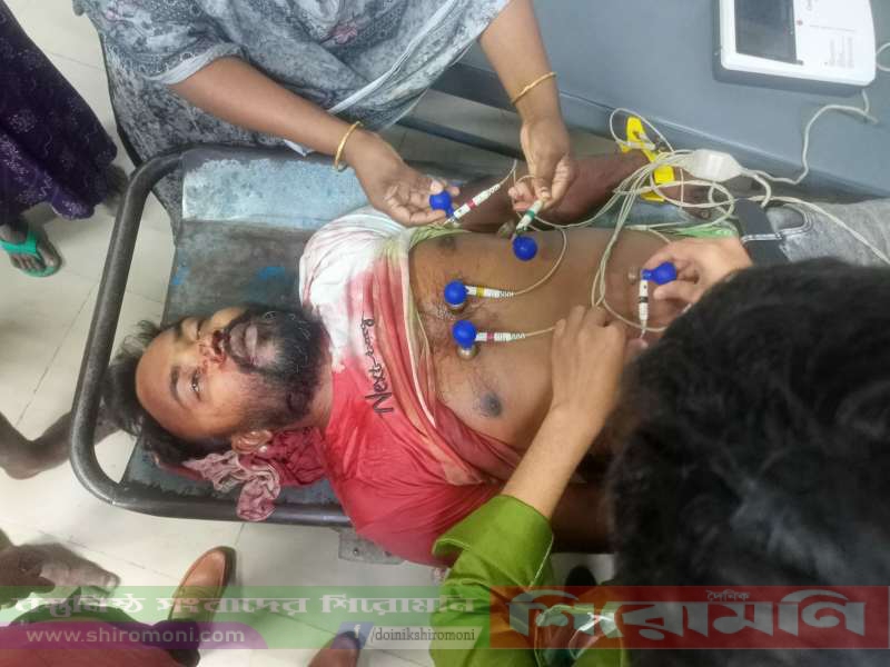 দুর্বৃ‌ত্তের গু‌লি‌তে দৌলতপুর থানা ছাত্রদ‌ল নেতা রাশু নিহত