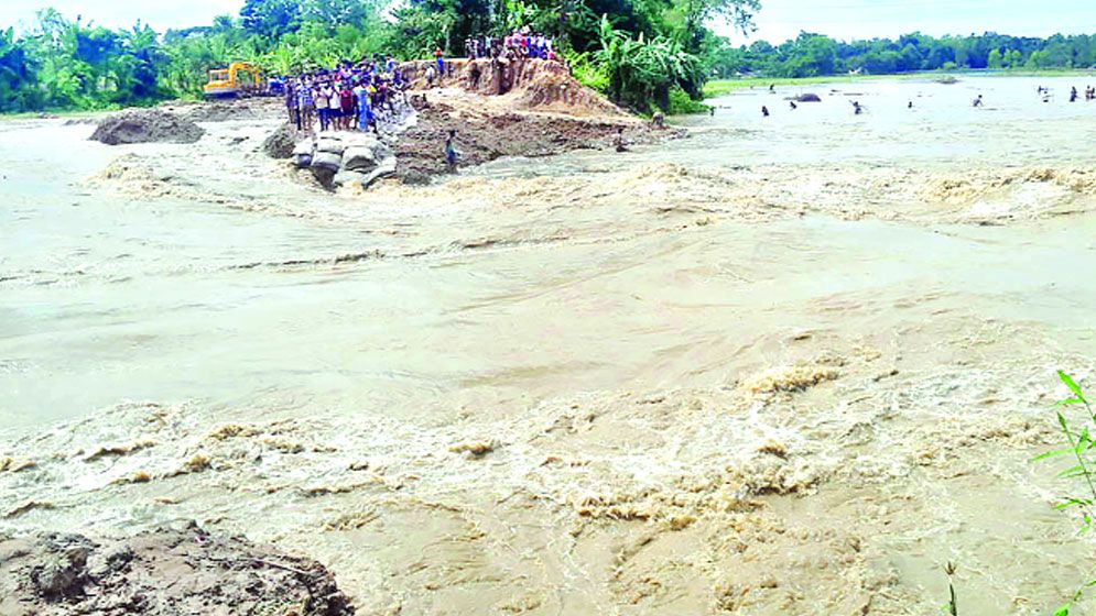 হবিগঞ্জের খোয়াই নদীতে উজানের ঢলে পানি বেড়েছে