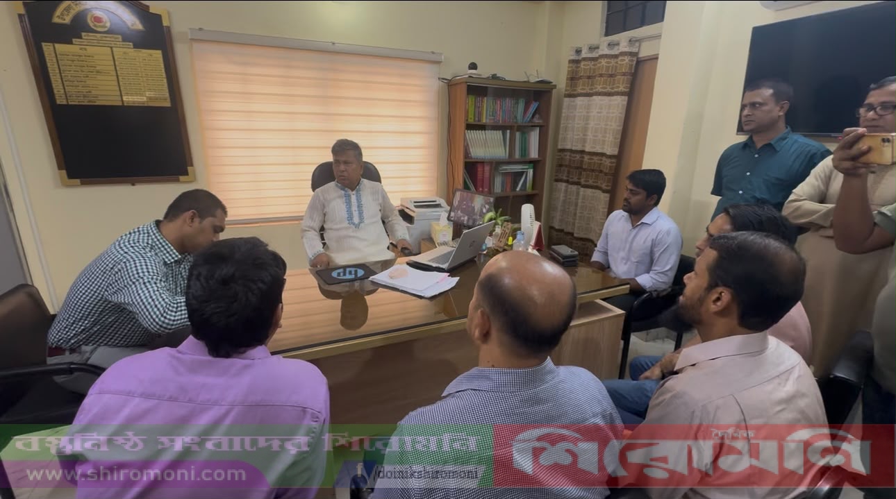ব্রাহ্মণবাড়িয়া  অনিয়মের অভিযোগে নির্বাচন অফিস পরিদর্শন করলেন এমপি