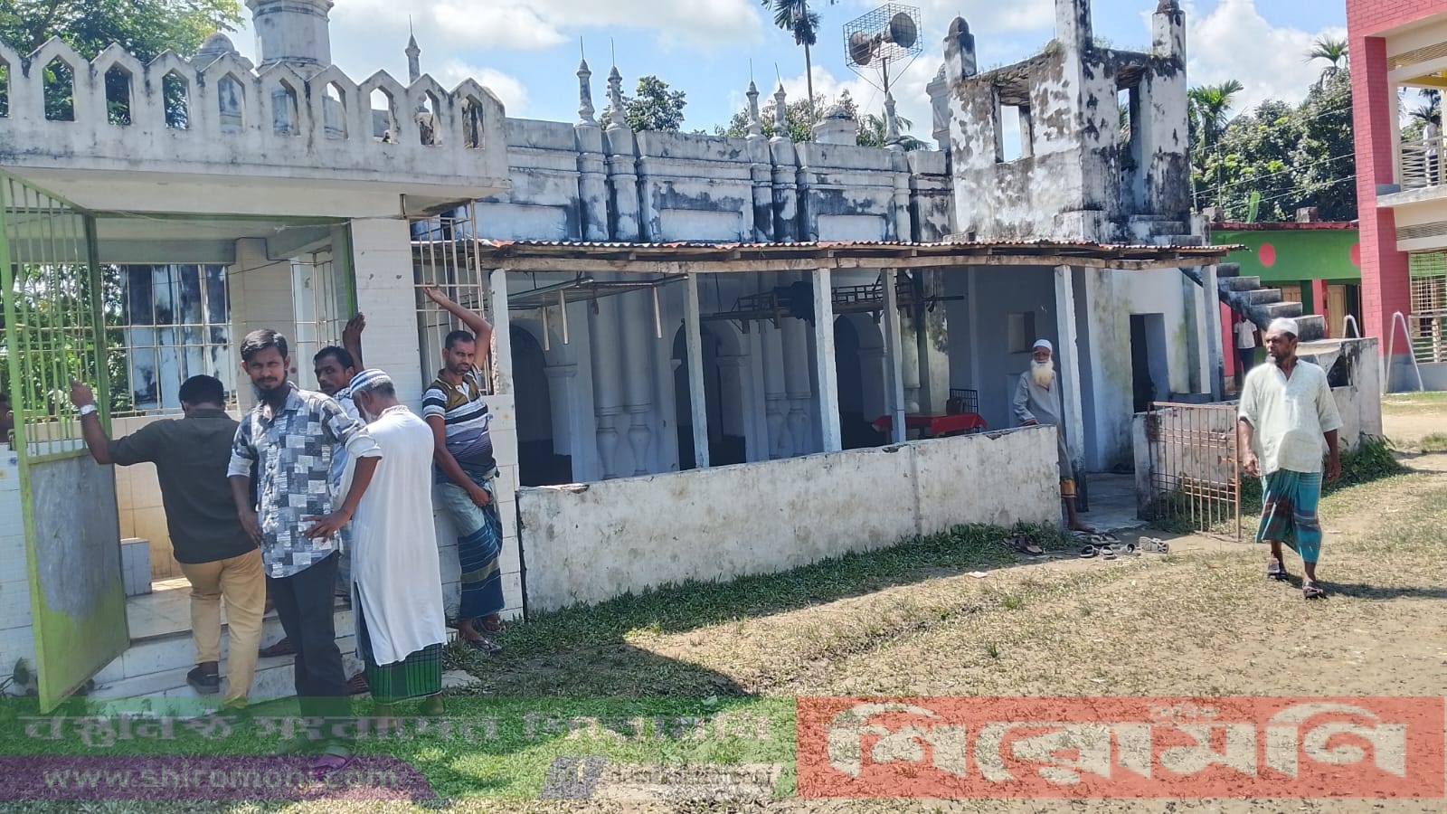 নান্দাইলে মসজিদের ওয়াকফ সম্পত্তি, আয়-ব্যয়ের হিসাব নিয়ে প্রশ্ন