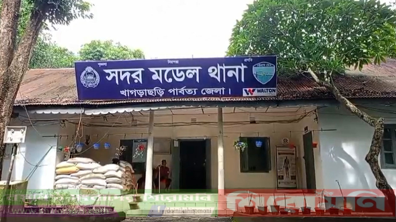 খাগড়াছড়িতে গুইসাপসহ এক নারী আটক