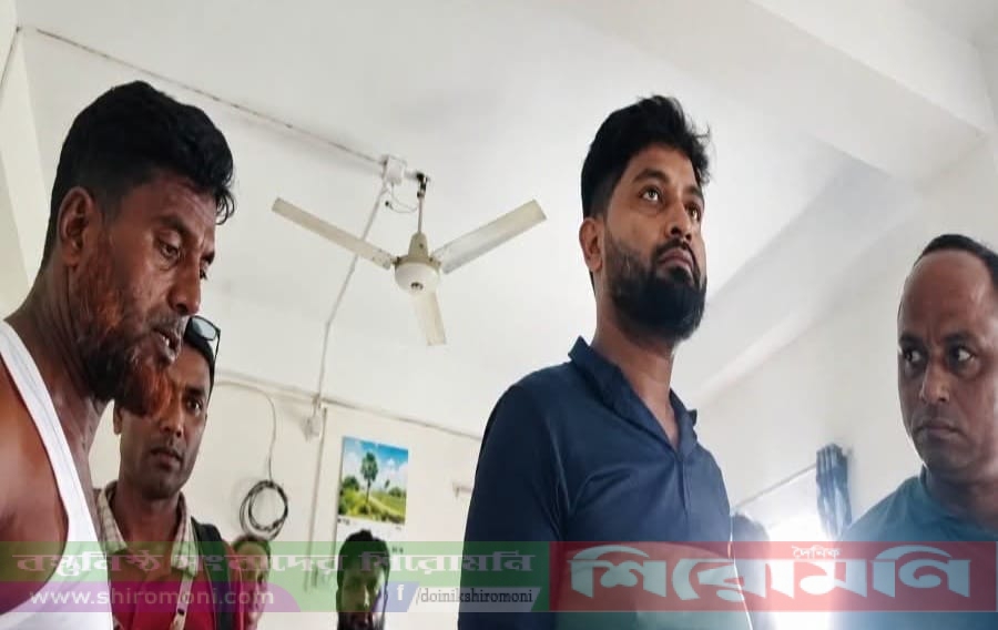 সোনারগাঁয়ে বিএনপি নেতার পরিচয়ে চাঁদাবাজির অভিযোগ