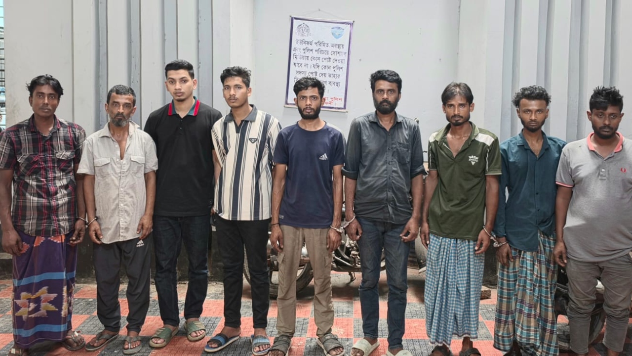 ফেনীতে মাদক ব্যবসায়ীসহ ২২ জনকে গ্রেপ্তার